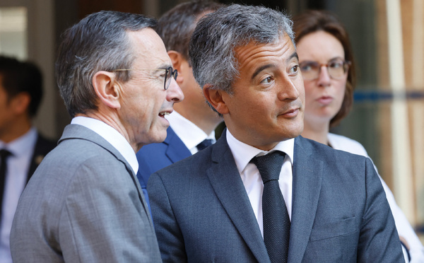 Retailleau et Darmanin s'affranchissent un peu plus du président Macron