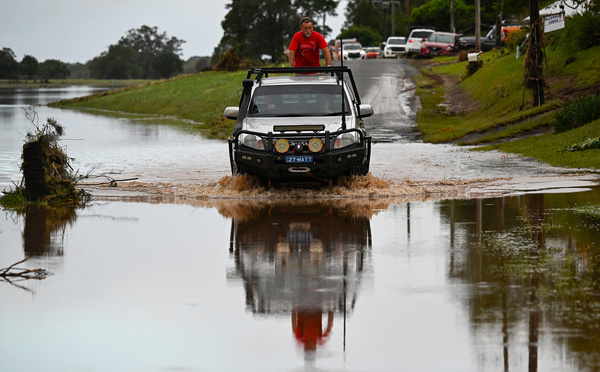 Australie: le bilan des inondations porté à cinq morts