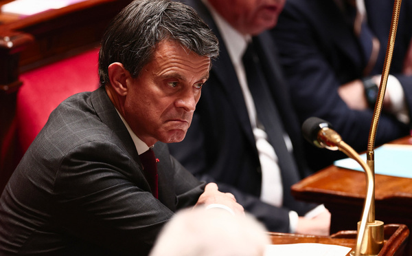 Nouvelle-Calédonie: "C'est moi" qui m'occupe du dossier, réaffirme Valls