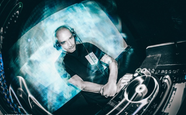 Teiva Couraud, le Tahitien à la conquête des nuits hong-kongaises