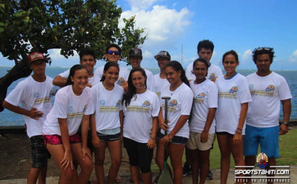 Va’a scolaire : Direction Hawaii pour les élèves du collège de Arue