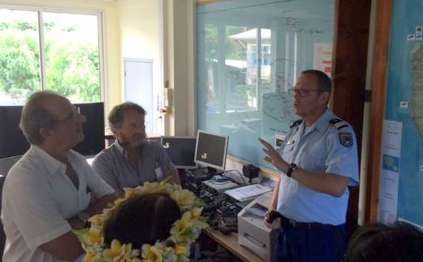 SOS Suicide en visite au centre opérationnel de la gendarmerie