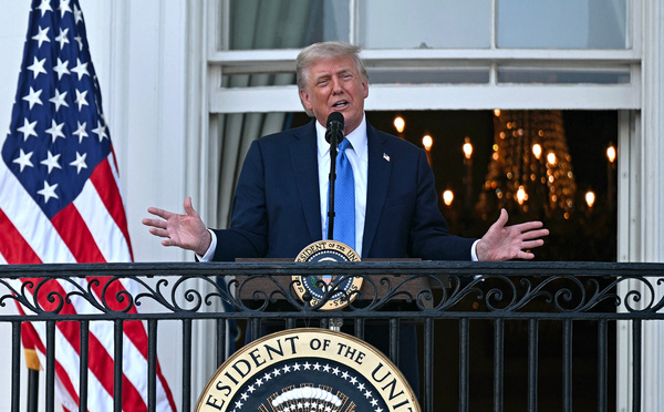 Trump ferme le territoire américain aux ressortissants de 12 pays