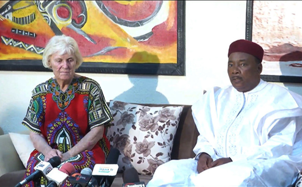 L'ex-otage australienne veut retrouver son mari et rester au Burkina, son pays d'adoption