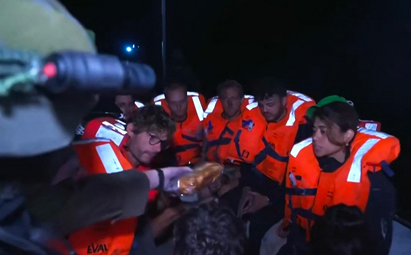 Bateau pour Gaza: la gauche s'inquiète pour les militants, Macron demande le retour des Français