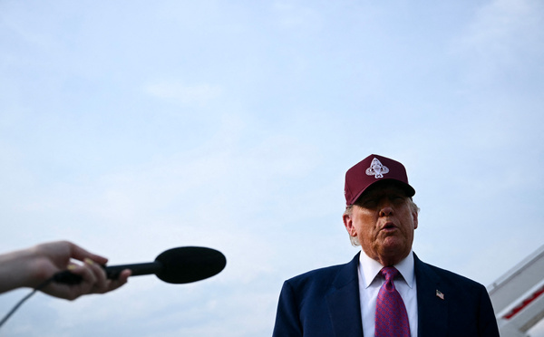 Trump se félicite de la signature d'un accord commercial avec la Chine à Londres