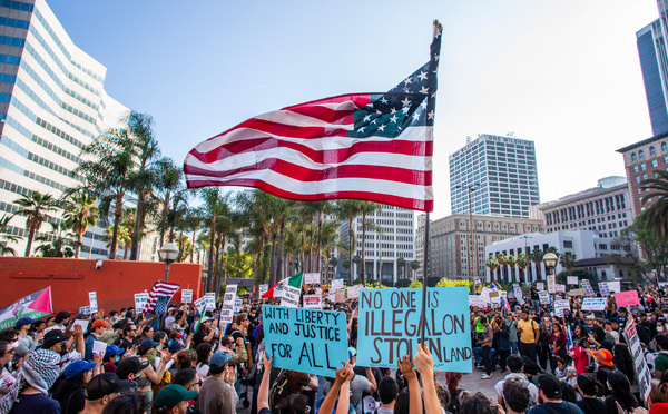 Trump s'attribue le retour au calme à Los Angeles
