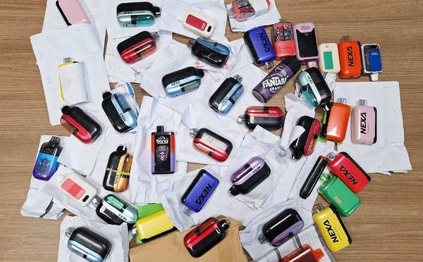 ​Les vapos sur les bancs de l’école