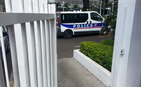 Le SDF mendiait agressivement, une barre de fer à la main