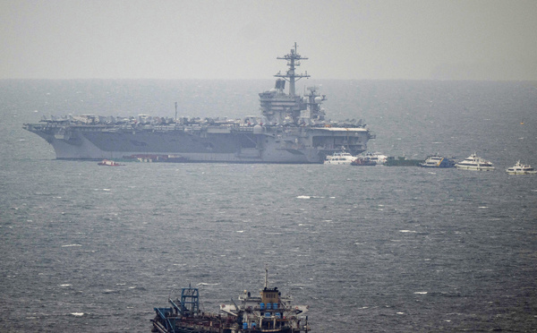 Le porte-avions américain George Washington fait escale aux Philippines