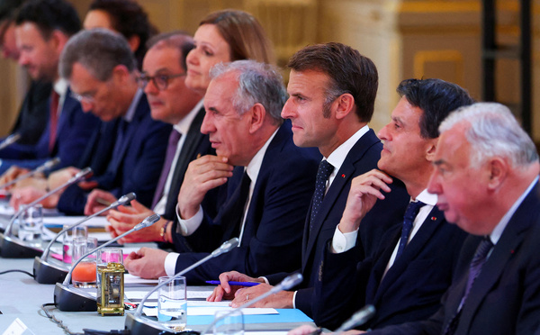 Indépendantistes et loyalistes s'accordent sur un futur "Etat de la Nouvelle-Calédonie"