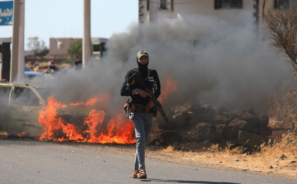 Négociations pour un cessez-le-feu dans le sud de la Syrie, après des combats meurtriers