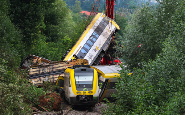 Allemagne: le déraillement d'un train probablement provoqué par un glissement de terrain