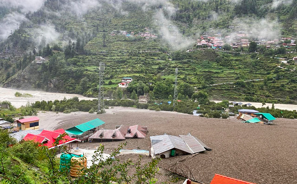 Inde: plus de 50 disparus après une crue subite dans l'Himalaya