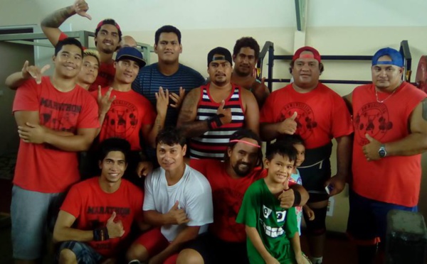 Force Athlétique : Nahiti et Tahiti Iti au coude à coude