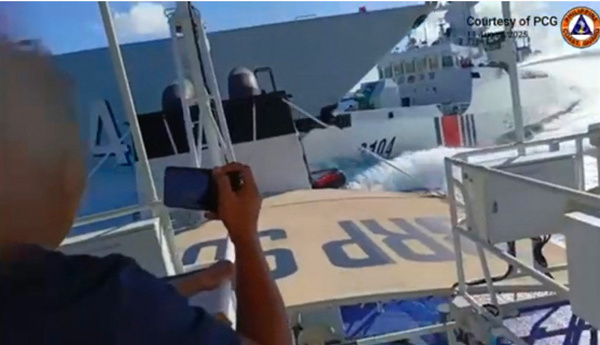 Collision de deux navires chinois lors de la poursuite d'un patrouilleur philippin