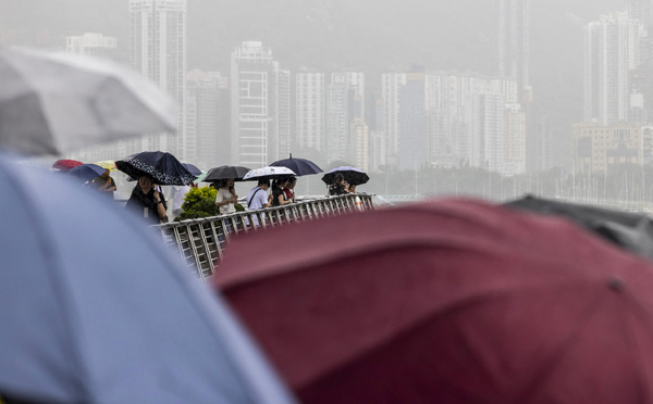 Le typhon Podul rétrogradé en tempête tropicale, touche les côtes chinoises