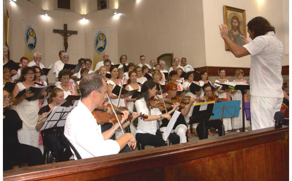 Pro Musica a donné deux concerts  baroques très applaudis à la cathédrale de Papeete
