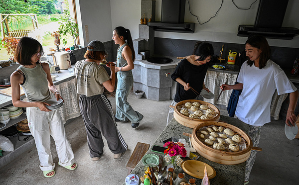 Ni mec, ni stress: les communautés 100% féminines fleurissent en Chine