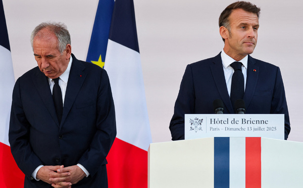 Bayrou droit dans ses bottes à cinq jours de sa chute probable, Macron appelle à la "mobilisation"