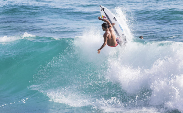 Surf Pro – Quiksilver Pro Gold Coast : Michel Bourez commence fort