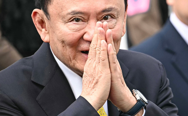Thaïlande: l'ex-Premier ministre Thaksin arrivé dans une prison de Bangkok