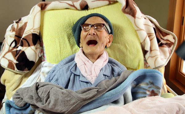 Près de 100.000 centenaires au Japon, un record