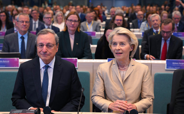 Après les appels de Trump, l'UE veut accélérer son sevrage aux hydrocarbures russes