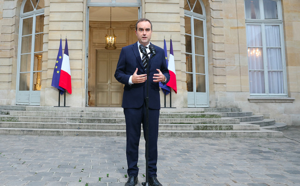 Lecornu choisit un gouvernement quasiment inchangé, avec Lescure à Bercy et Le Maire aux Armées