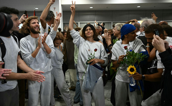 Flottille pour Gaza: quatorze Français expulsés d'Israël, dont Rima Hassan, ont atterri à Orly