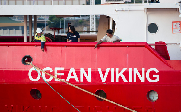 Plainte en France de SOS Méditerranée après l'attaque de l'Ocean Viking