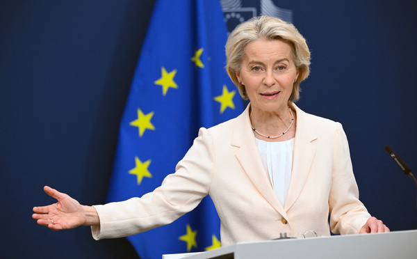Ursula von der Leyen échappe à la censure et se rassure