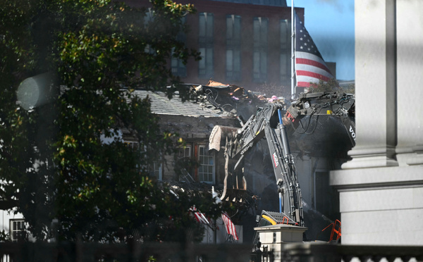 Trump démolit une partie de la Maison Blanche pour construire sa salle de bal