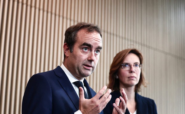 Le gouvernement acte la suspension de la réforme des retraites, son financement critiqué