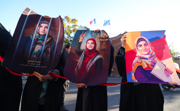 Réunis à Paris, plus de 30 pays s'engagent à défendre le droit des femmes