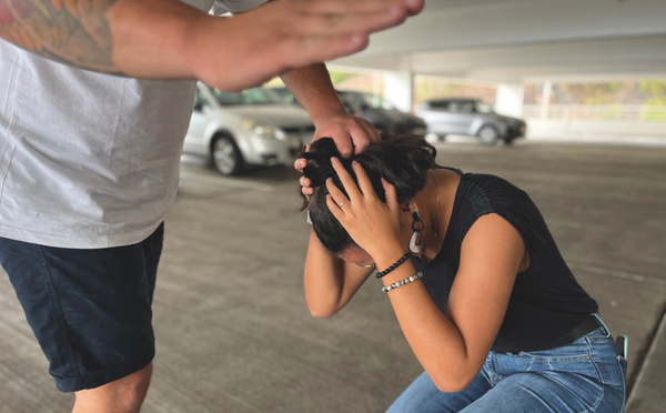 Violence conjugale : prison ferme et retrait de l'autorité parentale