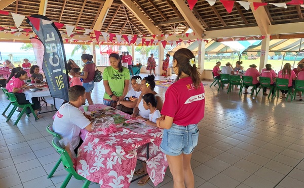 Un “village rose” pour sensibiliser Tautira