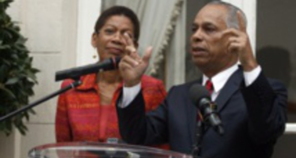 Une pétition contre le rapport Lurel