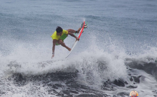 Surf « Coca-Cola Teen Surf Session » : De belles performances à Papenoo