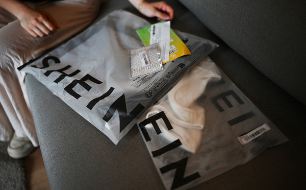 Produits chinois à bas prix: les petits colis venus de l'étranger bientôt taxés dans l'UE