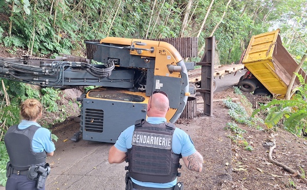 Sauvetage de camion réussi à Afaahiti
