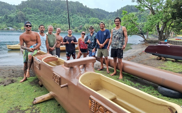Une amitié scellée par le va’a tā’ie