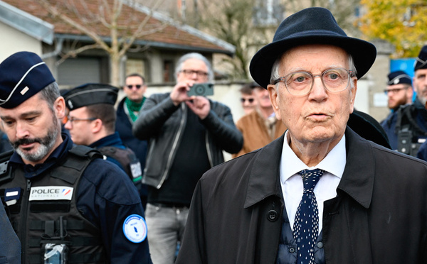 Messe pour Pétain: enquête ouverte pour contestation de crime contre l'humanité