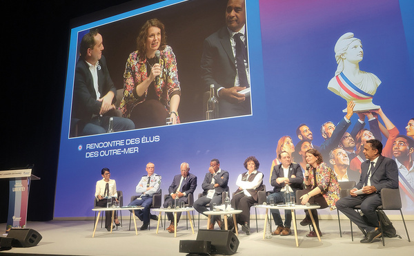 Trafic d'Ice : les tāvana lancent l'alerte au congrès des maires, à Paris