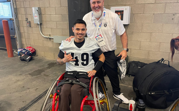 Teikivahimetani, un miraculé devenu joueur de football américain