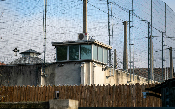 Évadés de Dijon: l'un des deux fugitifs arrêté, le plus dangereux toujours en fuite