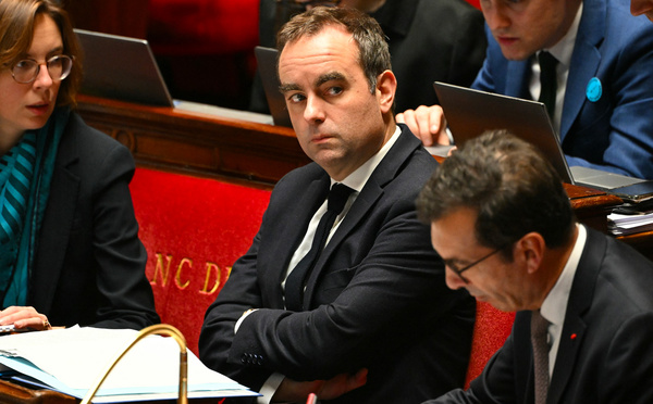 Budget: Lecornu ferme clairement la porte au 49.3 malgré les demandes