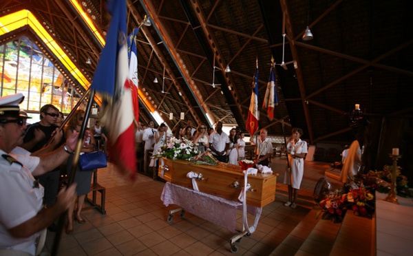 Le dernier adieu à Henri Pouliquen