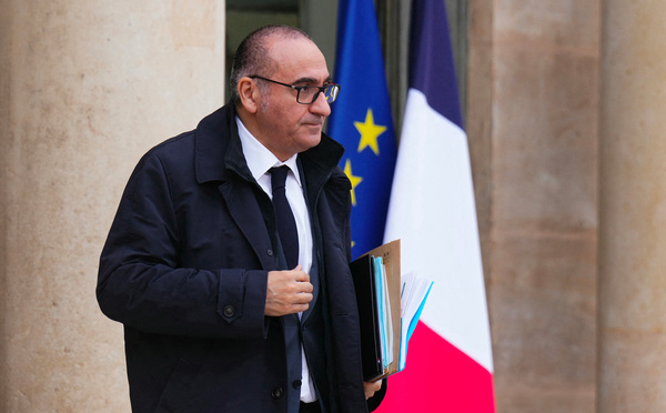 Nouvel an: Nuñez demande "réactivité et fermeté" aux forces de l'ordre