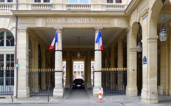 Le Conseil constitutionnel valide la modification du 43.2